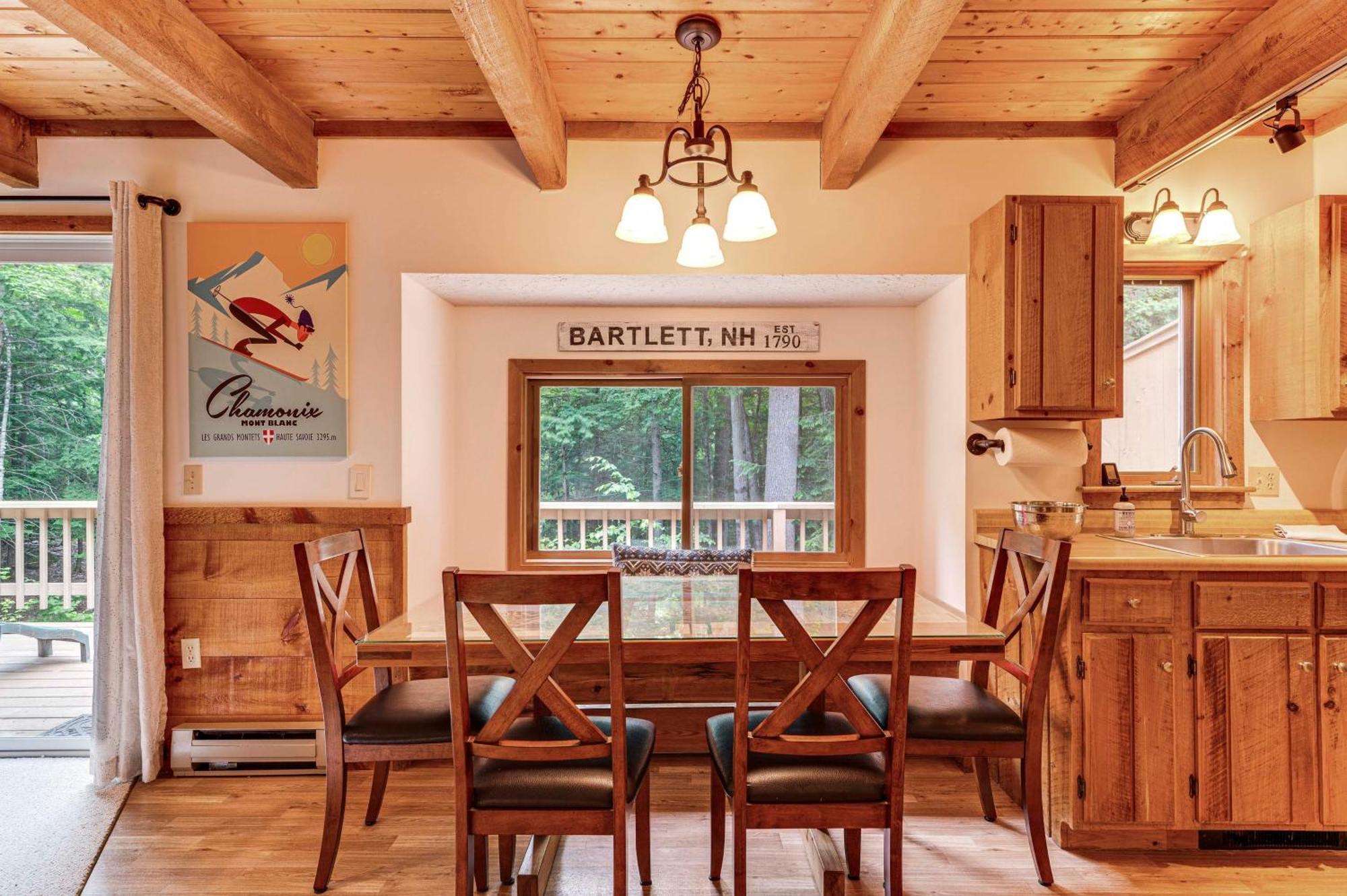 Bartlett Vacation Rental With Wraparound Deck! エクステリア 写真