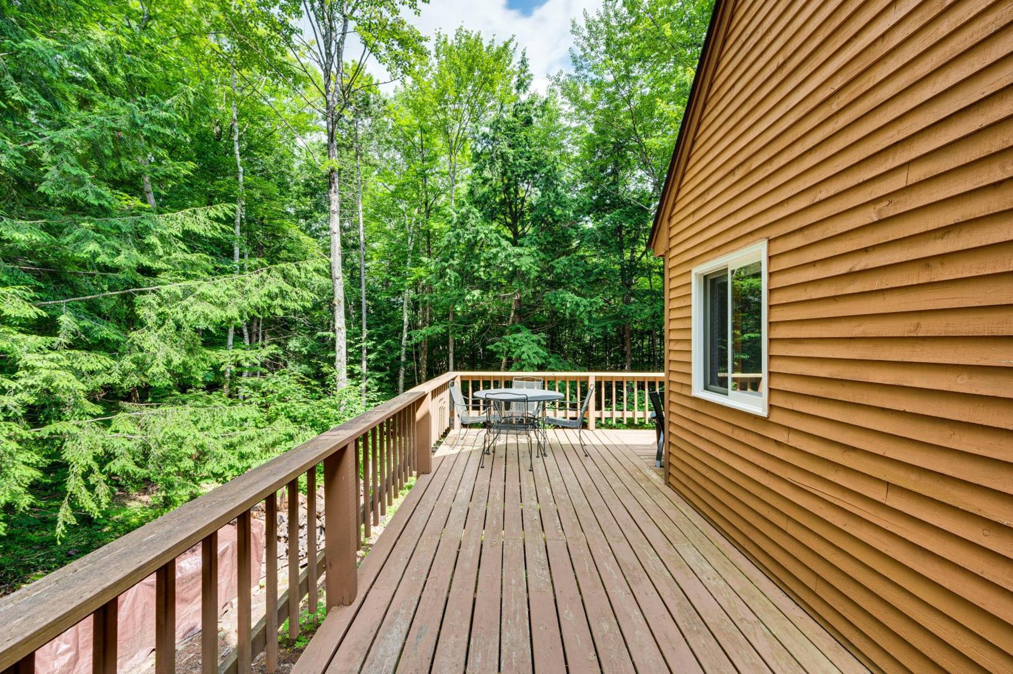 Bartlett Vacation Rental With Wraparound Deck! エクステリア 写真